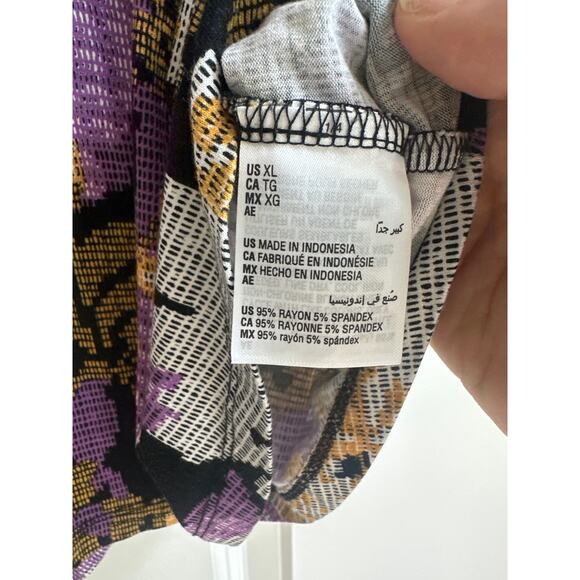 JM Collection Sz XL Black, Purple, Orange and White Floral Pattern Blouse - Picture 3 of 4